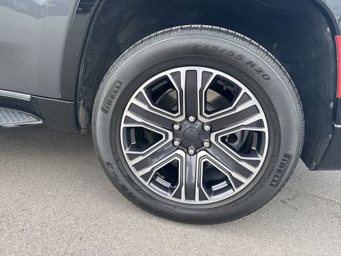 Used 2022 Jeep Wagoneer Series III w/ Flexible Seating Group image 32