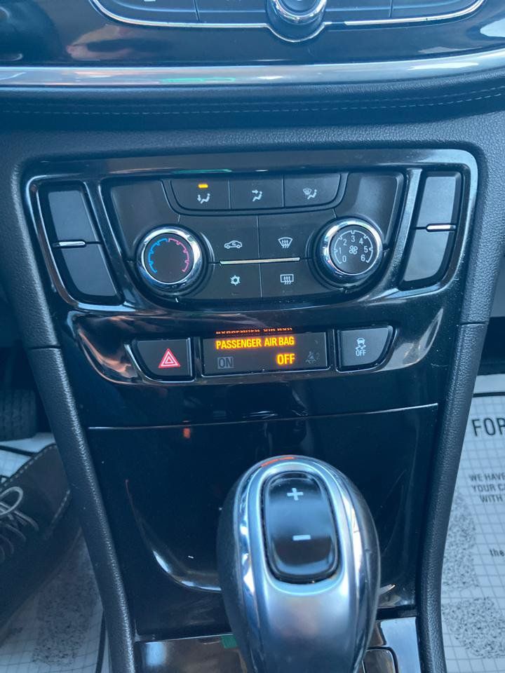 Used 2019 Buick Encore Preferred w/ Safety Package FWD image 16