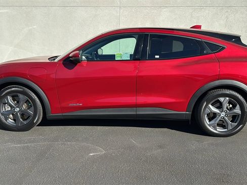 Certified 2022 Ford Mustang Mach-E Select w/ Comfort/Technology Package image 5