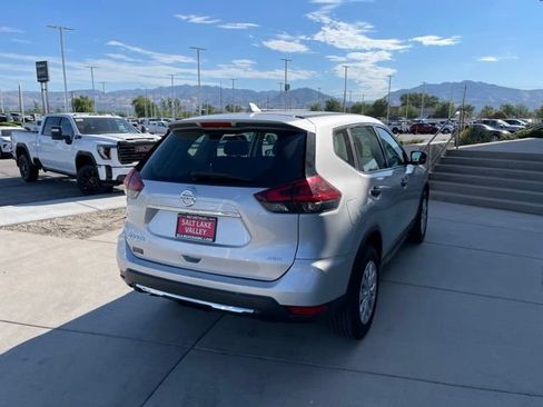 Used 2020 Nissan Rogue S AWD/4WD image 5