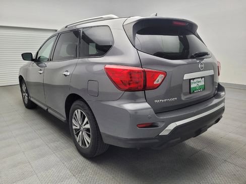 Used 2019 Nissan Pathfinder SV image 5