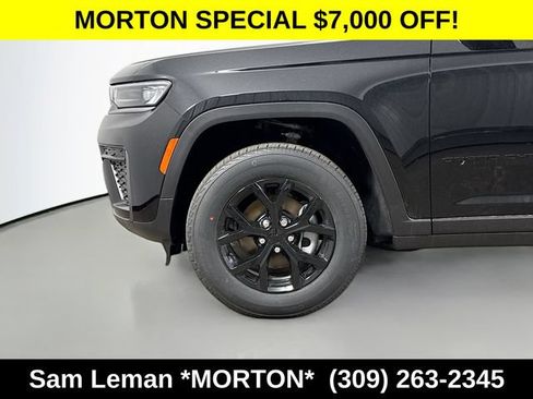 New 2026 Jeep Grand Cherokee Altitude AWD/4WD image 31