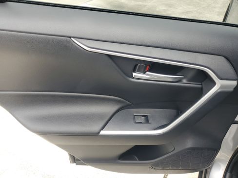 Certified 2025 Toyota RAV4 XLE image 16