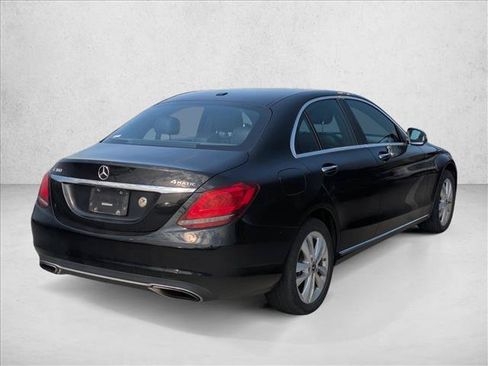 Used 2019 Mercedes-Benz C 300 4MATIC Sedan image 5
