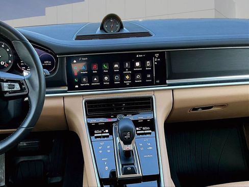 Certified 2023 Porsche Panamera Platinum Edition RWD image 16