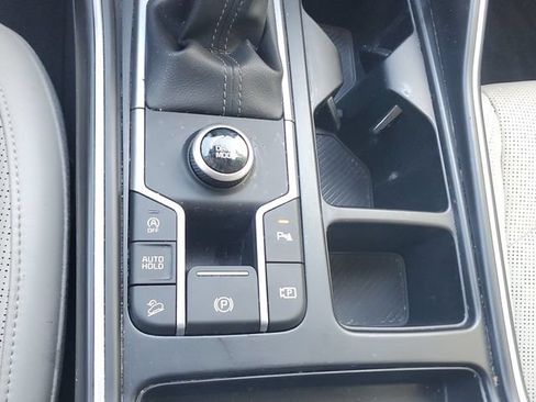 Used 2025 Kia Sorento S w/ Panoramic Sunroof Package FWD image 29