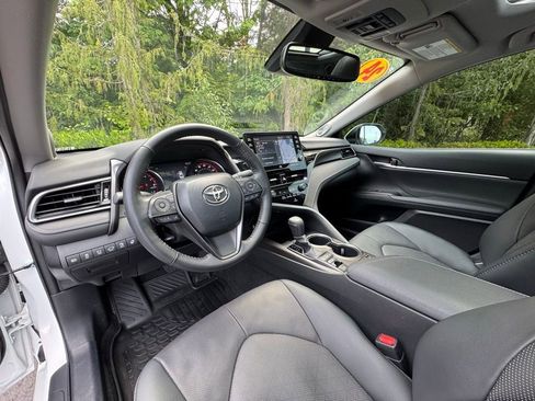 Used 2024 Toyota Camry XSE w/ Navigation Package FWD image 8