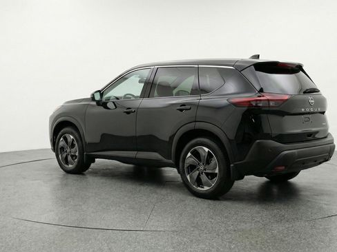 Used 2025 Nissan Rogue SV AWD/4WD image 6