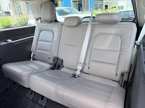 Used 2024 Lincoln Navigator Reserve AWD/4WD image 22