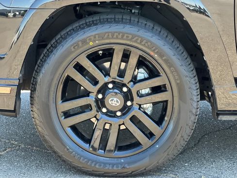 Used 2021 Toyota 4Runner Nightshade AWD/4WD image 34