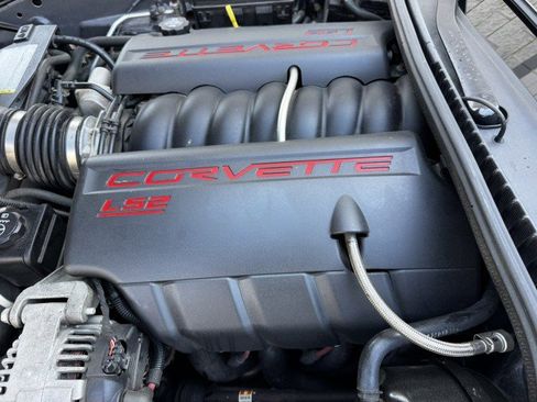 Used 2006 Chevrolet Corvette Coupe w/ Performance Package image 5