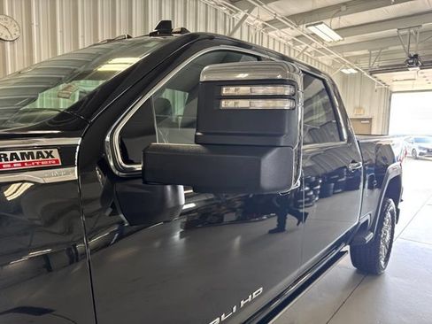 Used 2023 GMC Sierra 2500 Denali w/ Denali Black Diamond Edition AWD/4WD image 52