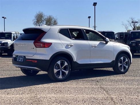 New 2025 Volvo XC40 B5 Core w/ Protection Package Premier image 7
