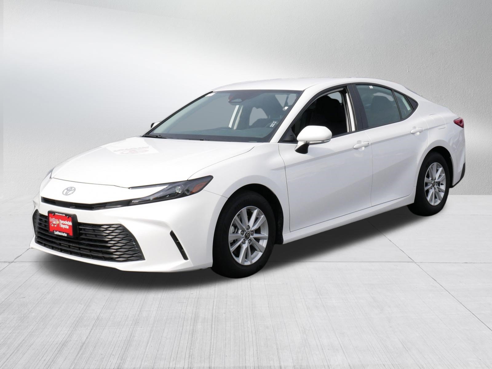 Certified 2026 Toyota Camry LE FWD image 3