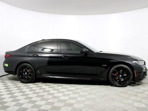 Used 2023 BMW 530e w/ M Sport Package image 19