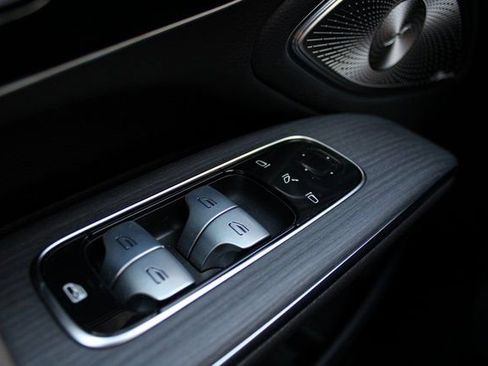 Used 2023 Mercedes-Benz EQS 580 4MATIC Sedan image 15