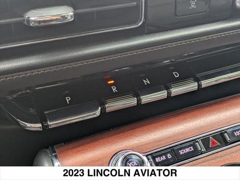 Used 2023 Lincoln Aviator Reserve w/ Equipment Group 201A RWD image 17
