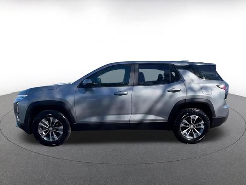 Used 2025 Chevrolet Equinox LT image 9