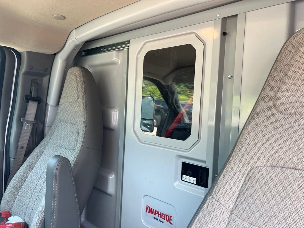 Used 2024 Chevrolet Express 3500 w/ Power Convenience Package RWD image 27