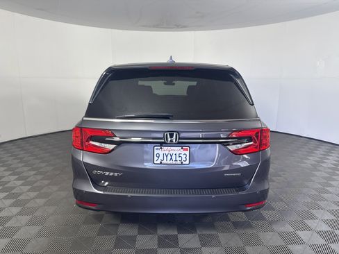 Certified 2024 Honda Odyssey Touring image 5