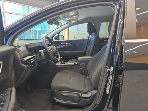 Certified 2026 Kia Sportage LX image 13