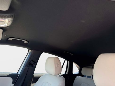 Certified 2025 Mercedes-Benz GLA 250 image 24