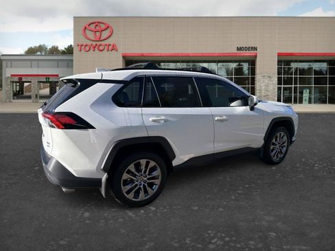 Certified 2025 Toyota RAV4 XLE Premium AWD/4WD image 5