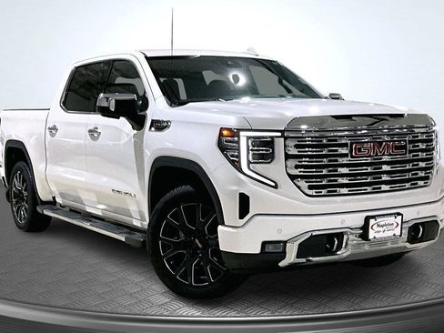 Used 2022 GMC Sierra 1500 Denali image 14