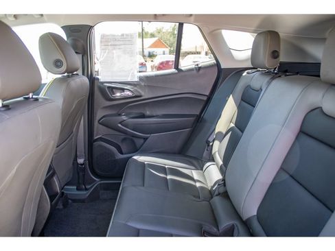 Used 2026 Chevrolet Trax ACTIV w/ Driver Confidence Package FWD image 17