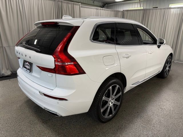 Used 2021 Volvo XC60 T8 Inscription AWD/4WD image 4