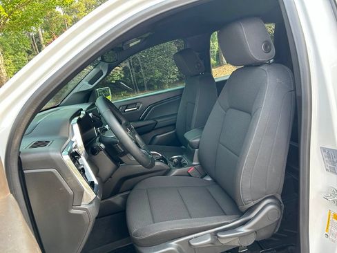 Used 2024 GMC Canyon Elevation w/ Convenience Package RWD image 40