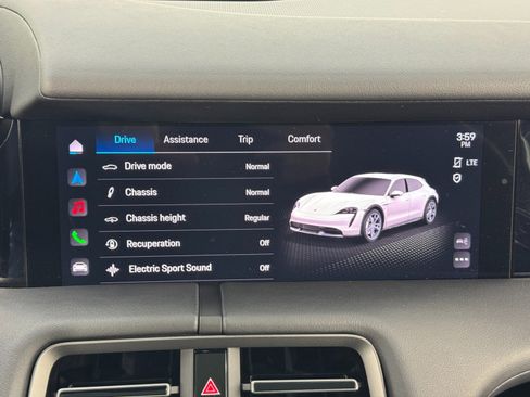 Used 2021 Porsche Taycan 4 Cross Turismo w/ Premium Package image 29