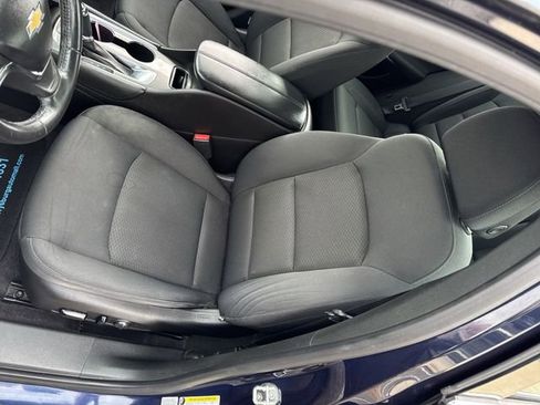 Used 2016 Chevrolet Malibu LT image 19