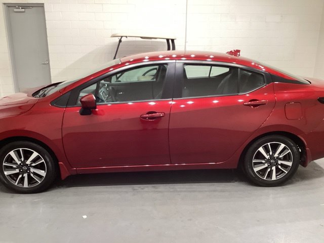 Used 2024 Nissan Versa SV w/ Trunk Package FWD image 4
