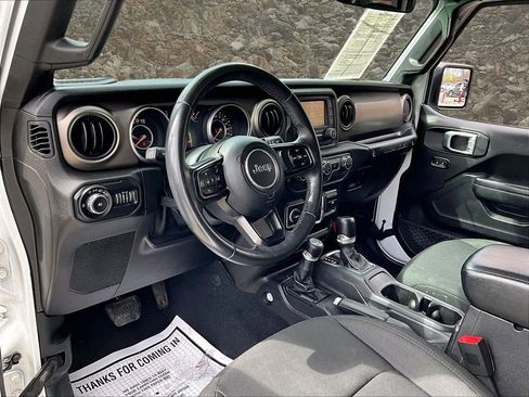 Used 2018 Jeep Wrangler Unlimited Sport S image 11