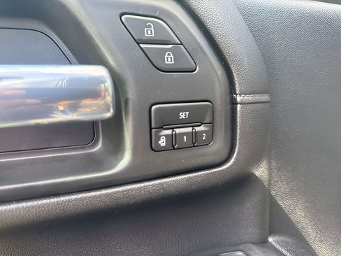 Used 2021 Chevrolet Silverado 2500 LTZ w/ LTZ Plus Package image 11