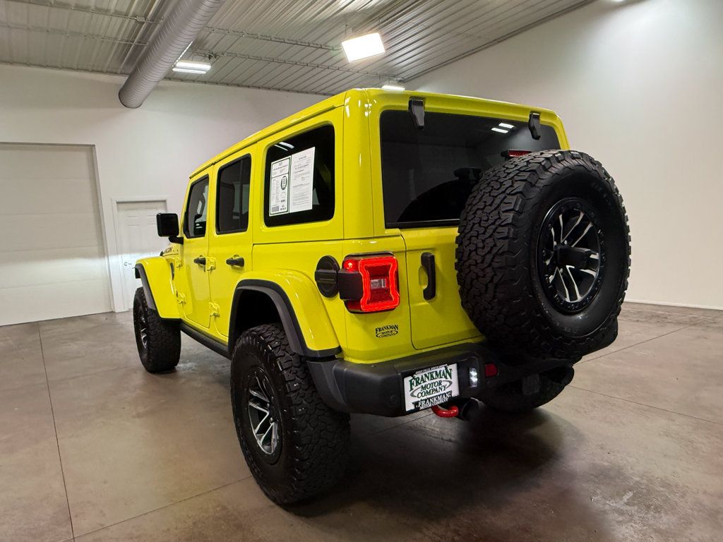 Used 2024 Jeep Wrangler Unlimited Rubicon AWD/4WD image 35