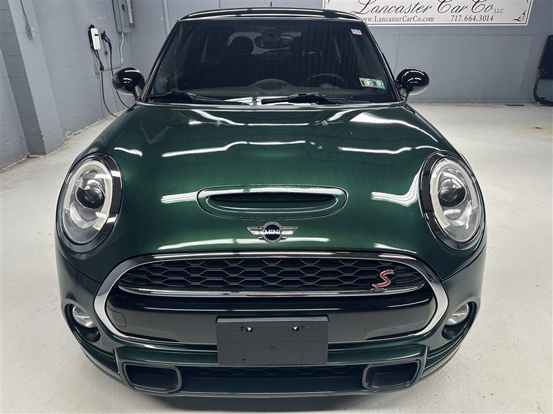 Used 2018 MINI Cooper S w/ Premium Package FWD image 10