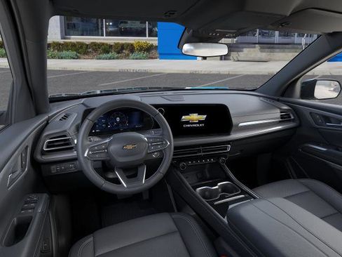 New 2026 Chevrolet Traverse LT w/ LPO, Floor Liner Package FWD image 15