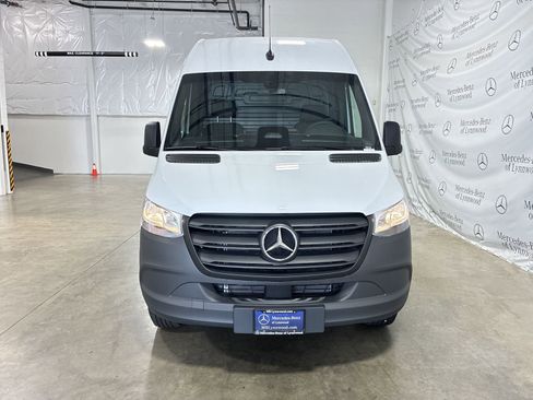 New 2025 Mercedes-Benz Sprinter 2500 image 3