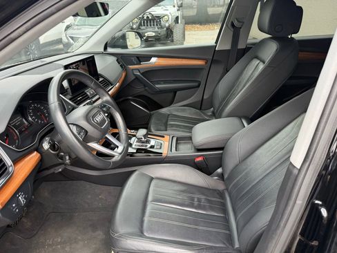 Used 2021 Audi Q5 2.0T Premium image 9
