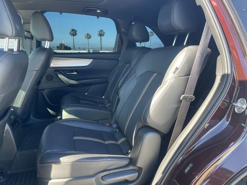 Certified 2024 MAZDA CX-90 Plug-In Hybrid w/ Premium Plus AWD/4WD image 7