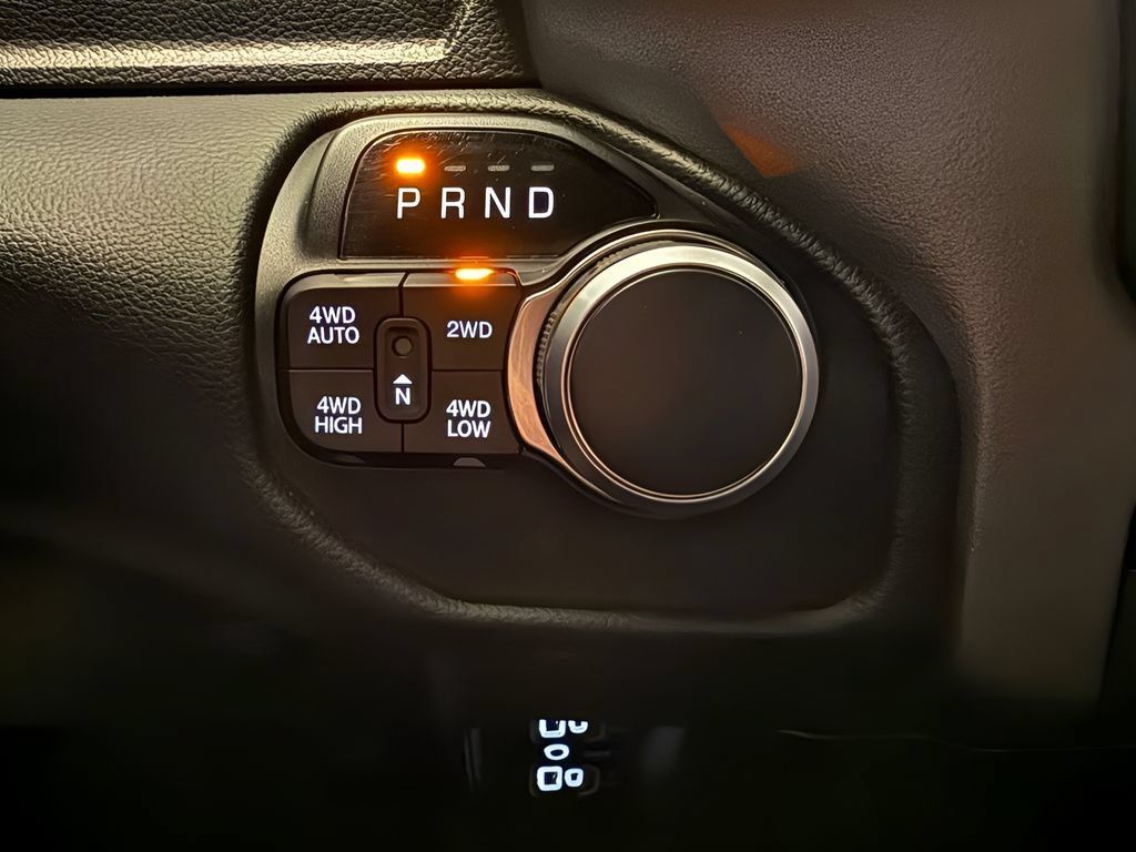 Used 2021 RAM 1500 Big Horn AWD/4WD image 22
