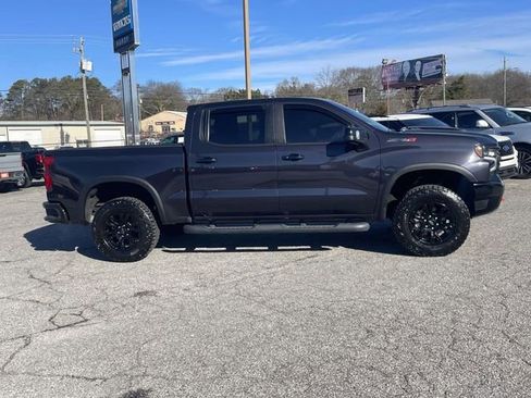 Used 2023 Chevrolet Silverado 1500 ZR2 w/ Technology Package image 2