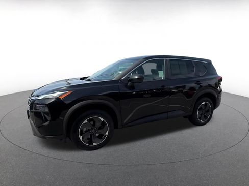 Used 2025 Nissan Rogue SV FWD image 8