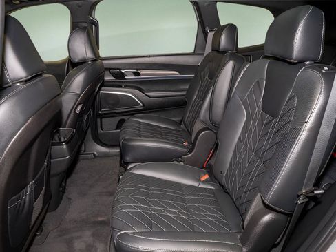 Certified 2024 Kia Telluride SX X-Pro image 8