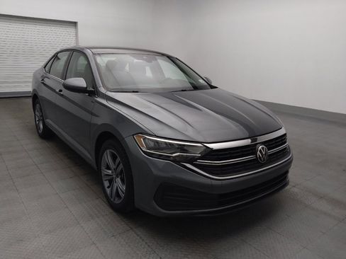 Used 2024 Volkswagen Jetta SE FWD image 13