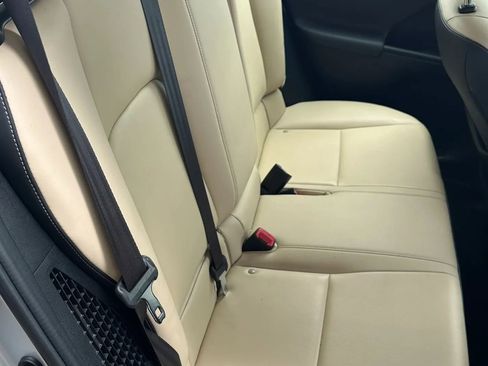Used 2015 Lexus CT 200h FWD image 14