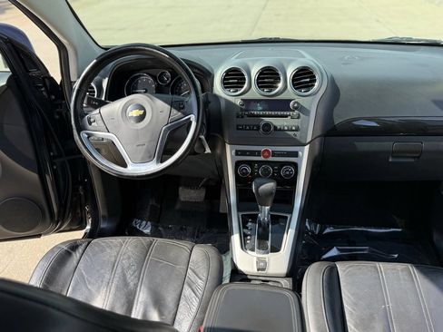 Used 2014 Chevrolet Captiva Sport LTZ image 9