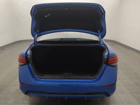 Used 2022 Nissan Sentra SV FWD image 29